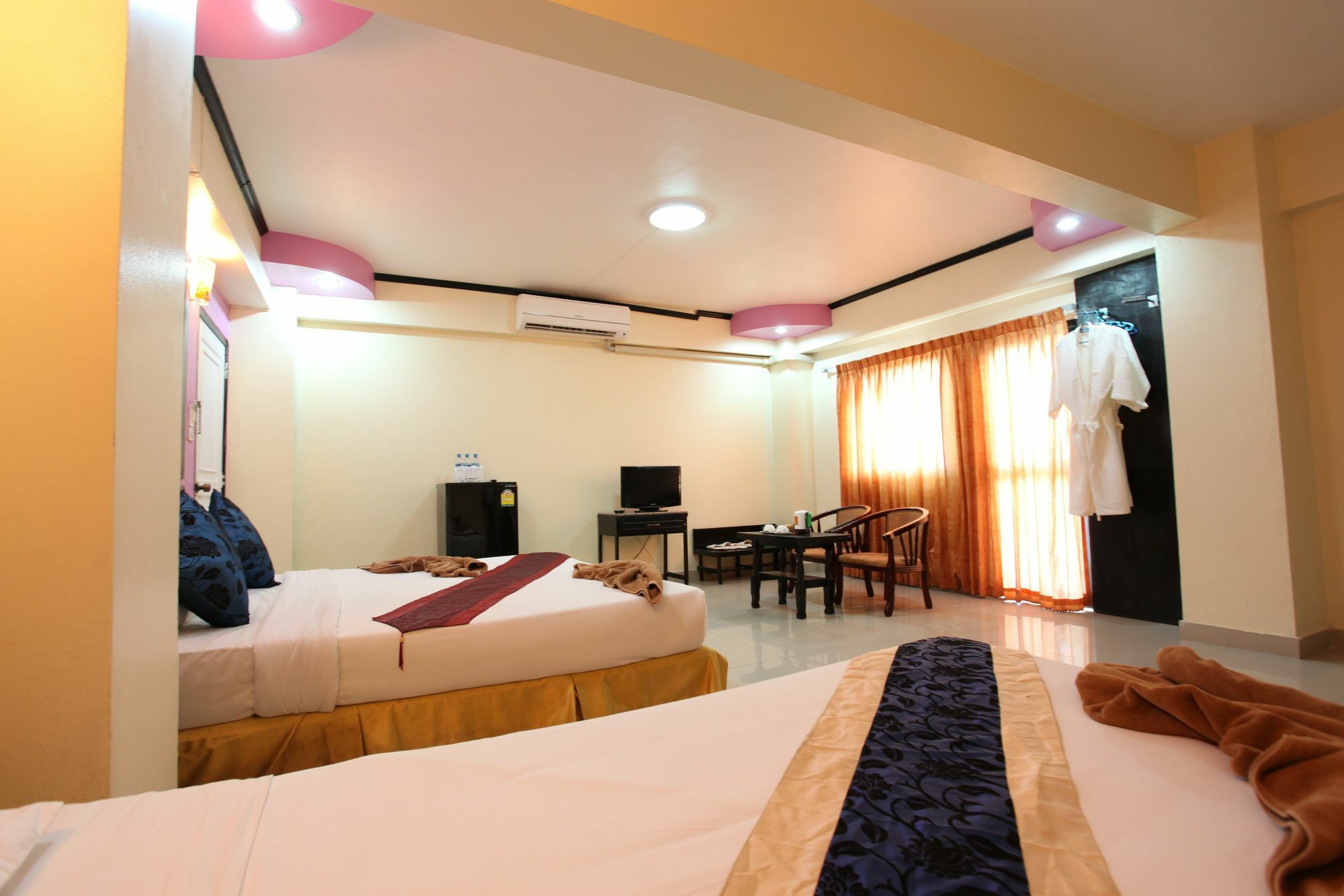 Home Pattaya Hotel מראה חיצוני תמונה